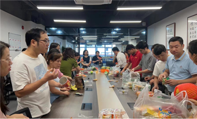 金航標(biāo)/薩科微慶祝上半年業(yè)績達(dá)標(biāo)  舉辦茶話會派發(fā)獎金